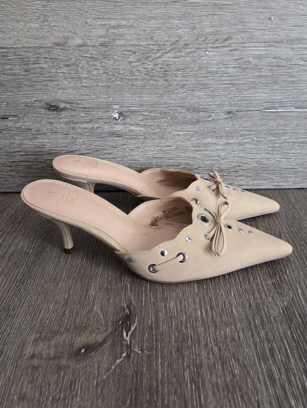 Time and Tru Women's Studded Kitten Heel Pointy Toe Mules 6